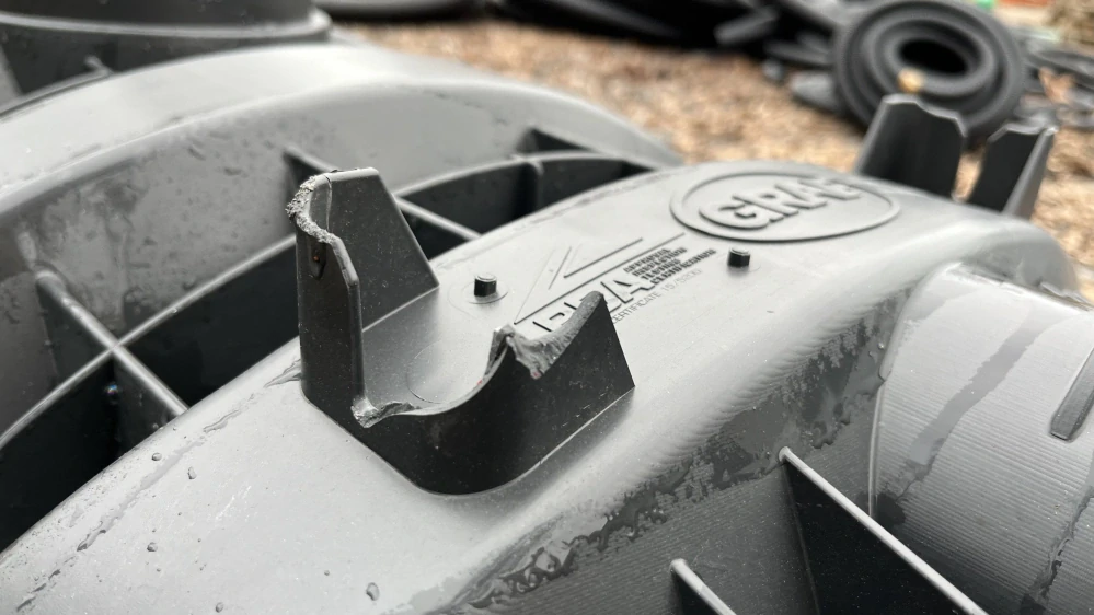 POŠKOZENÝ KUS - Vsakovací tunel Sicker-Tunel/Garantia 300 l GRAF - pojezdový do 3,5t