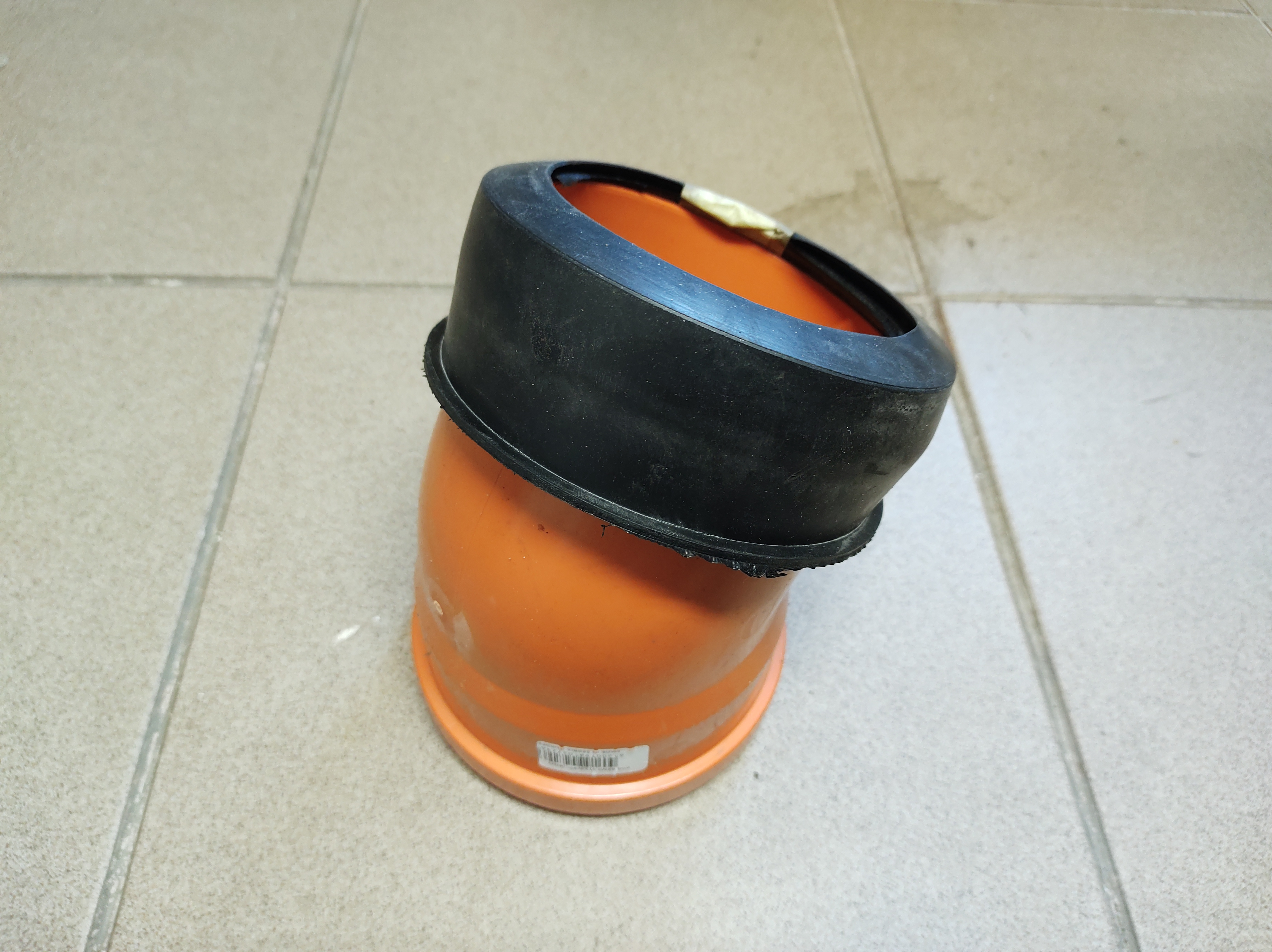 KG-GA těsnění pro přechod z hrdla litinové trubky DN 100 na PVC (KG, HT) trubku DN 110 (SN 4 + SN 8)